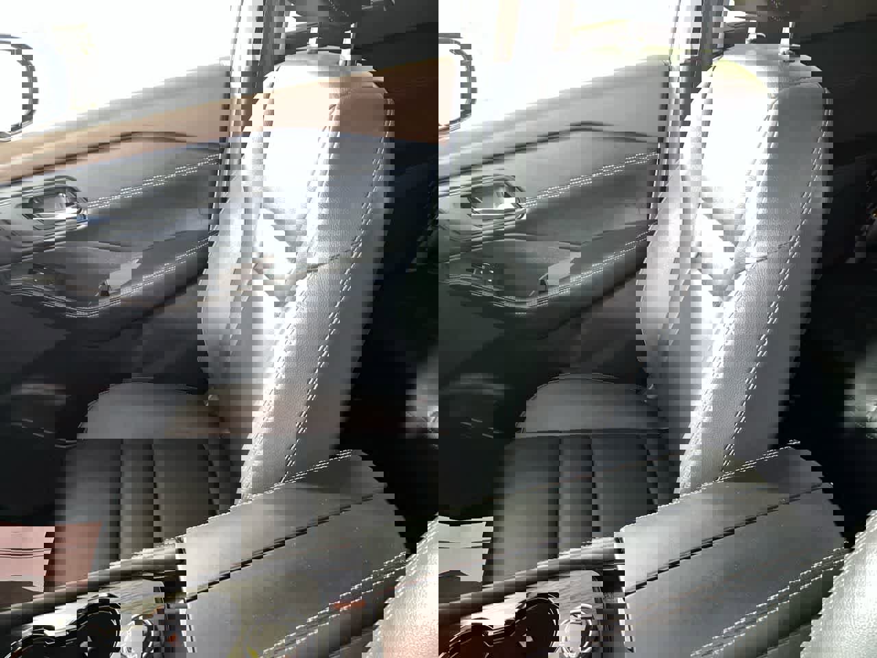 Used 2023 Nissan Rogue SL w/ SL Premium Package image 27