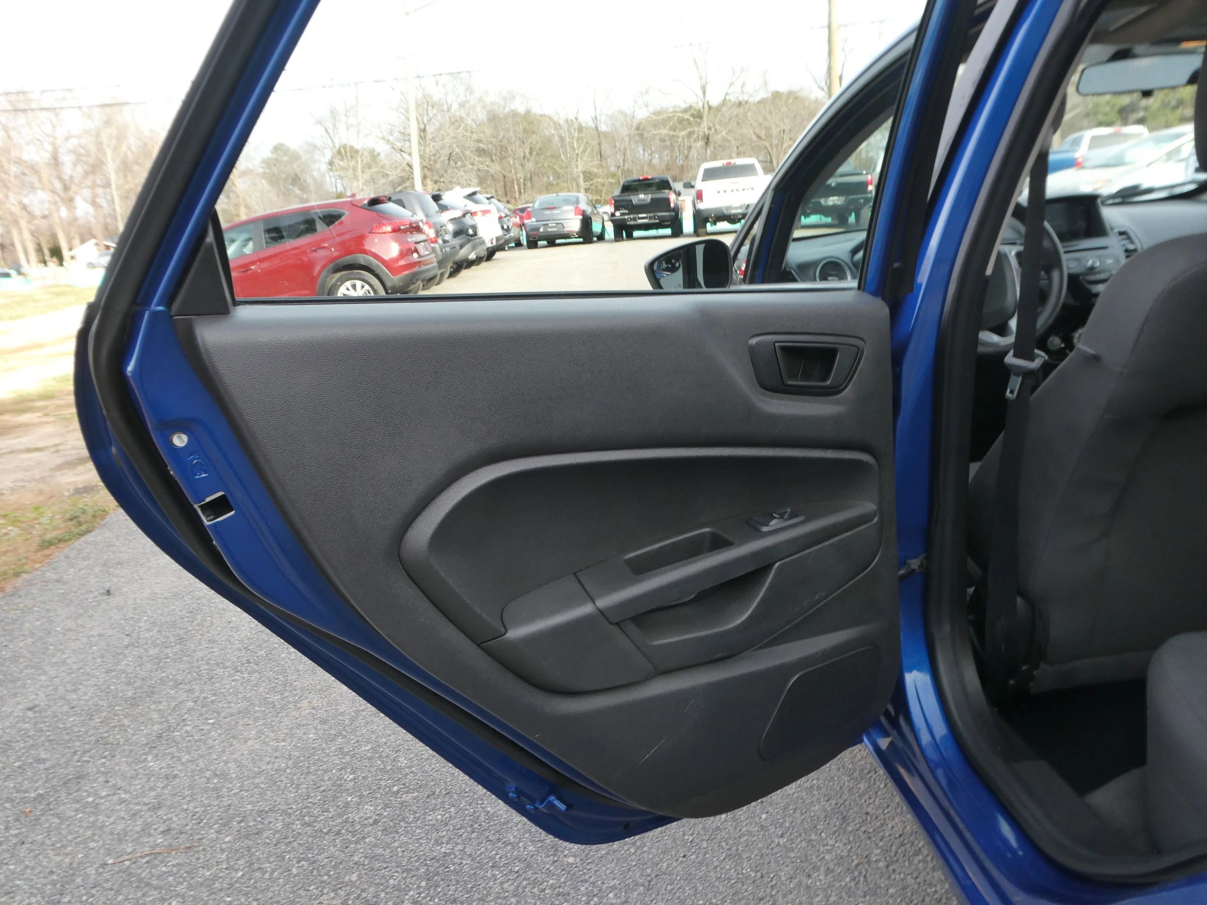 Used 2019 Ford Fiesta SE w/ Equipment Group 201A image 25