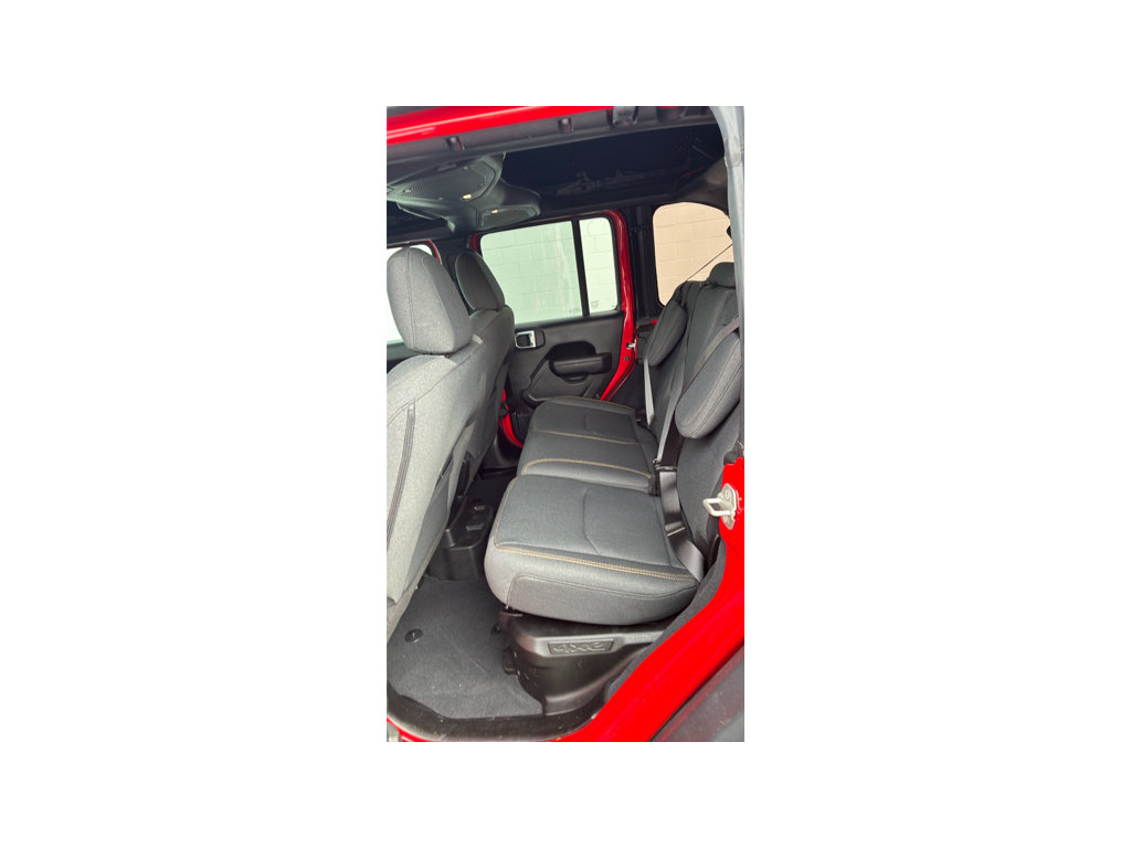 Used 2024 Jeep Wrangler Unlimited AWD/4WD image 10