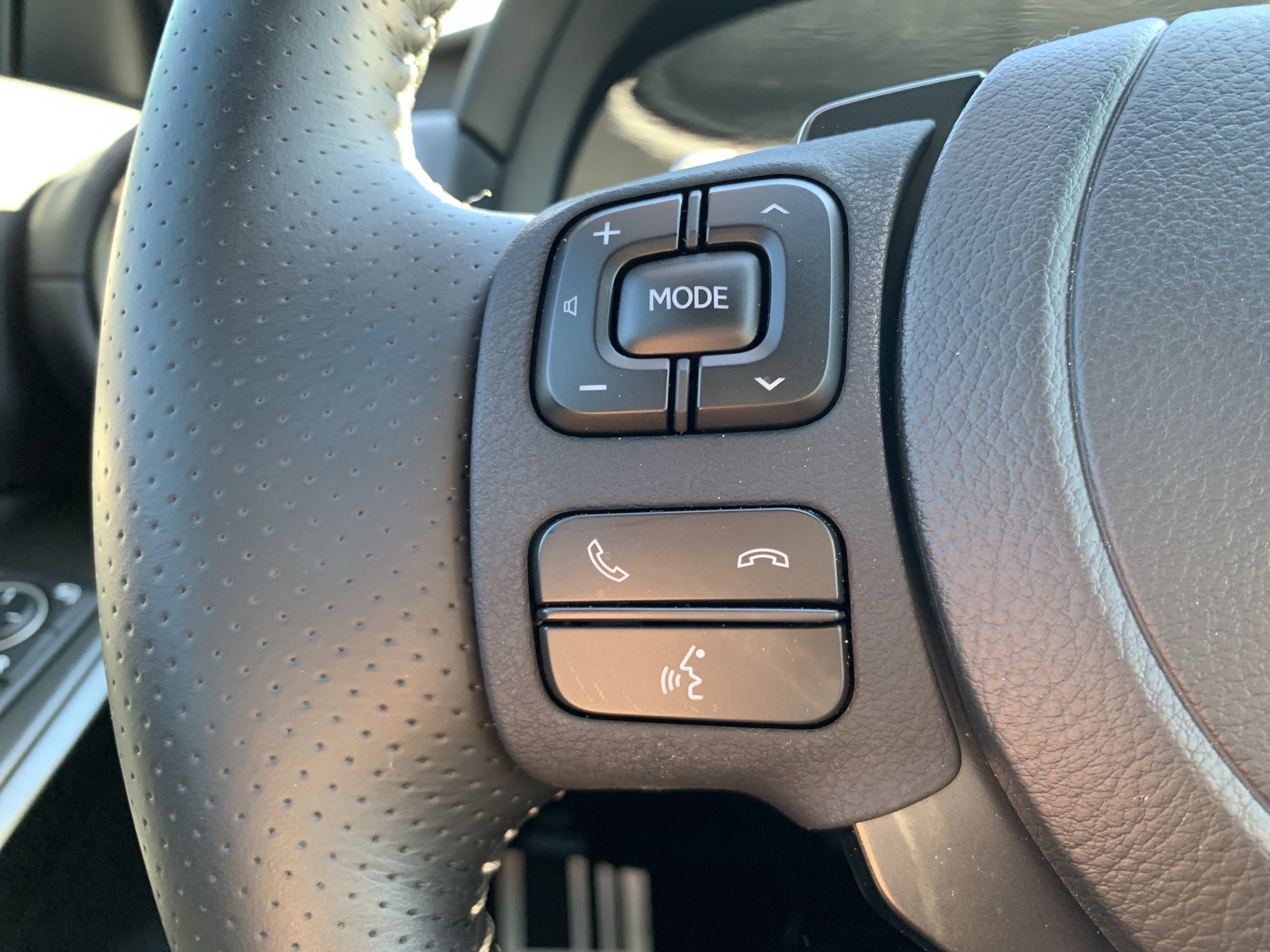 Certified 2025 Lexus IS 350 F Sport image 19