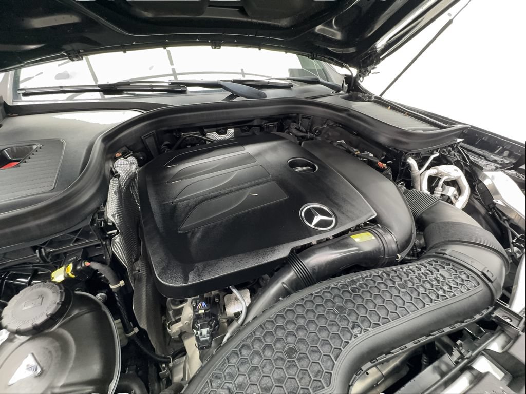 Used 2022 Mercedes-Benz GLC 300 image 19