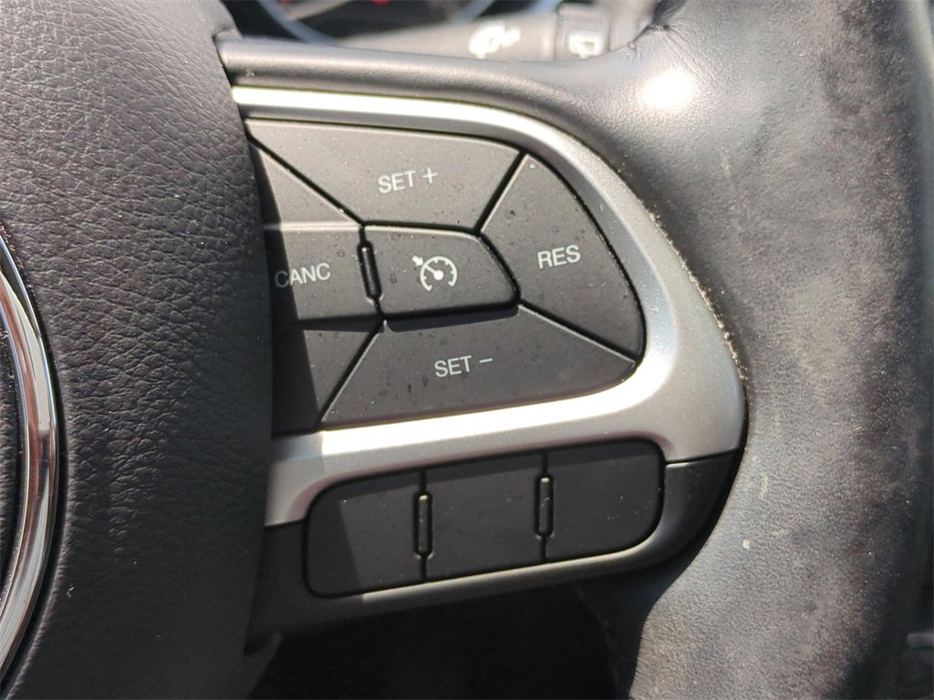 Certified 2021 Jeep Compass Latitude image 28