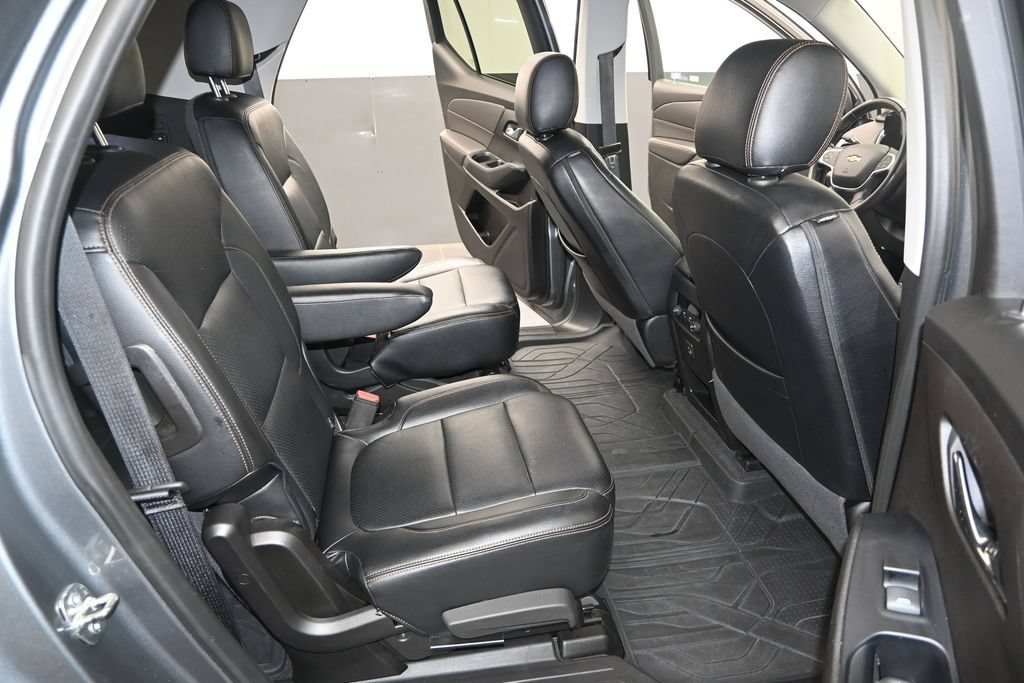 Used 2019 Chevrolet Traverse LT FWD image 33