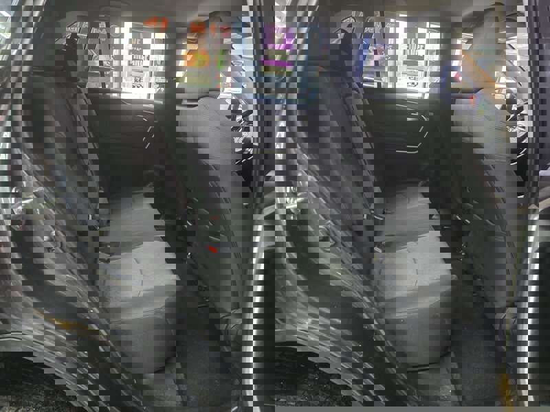 Used 2022 Toyota RAV4 XLE image 19