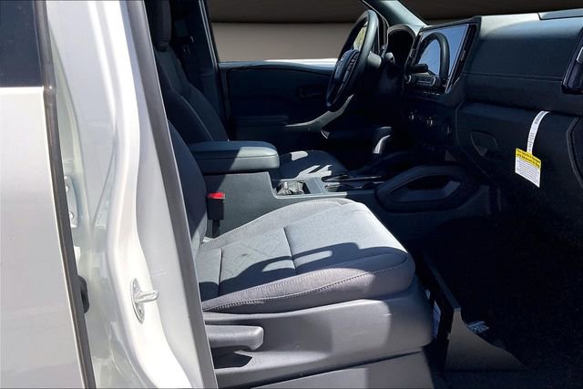 New 2026 Nissan Frontier SV w/ Tow Package image 10
