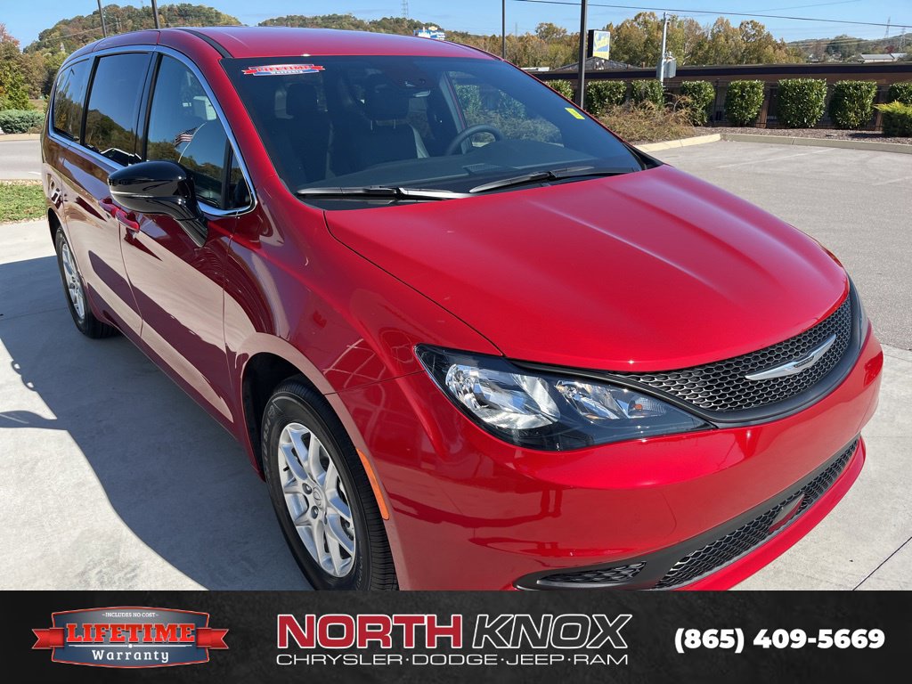 New 2026 Chrysler Voyager LX FWD image 31