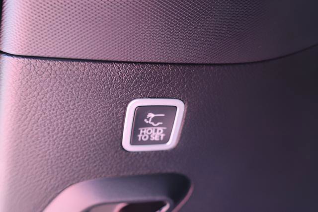 New 2026 Jeep Grand Wagoneer Limited image 12