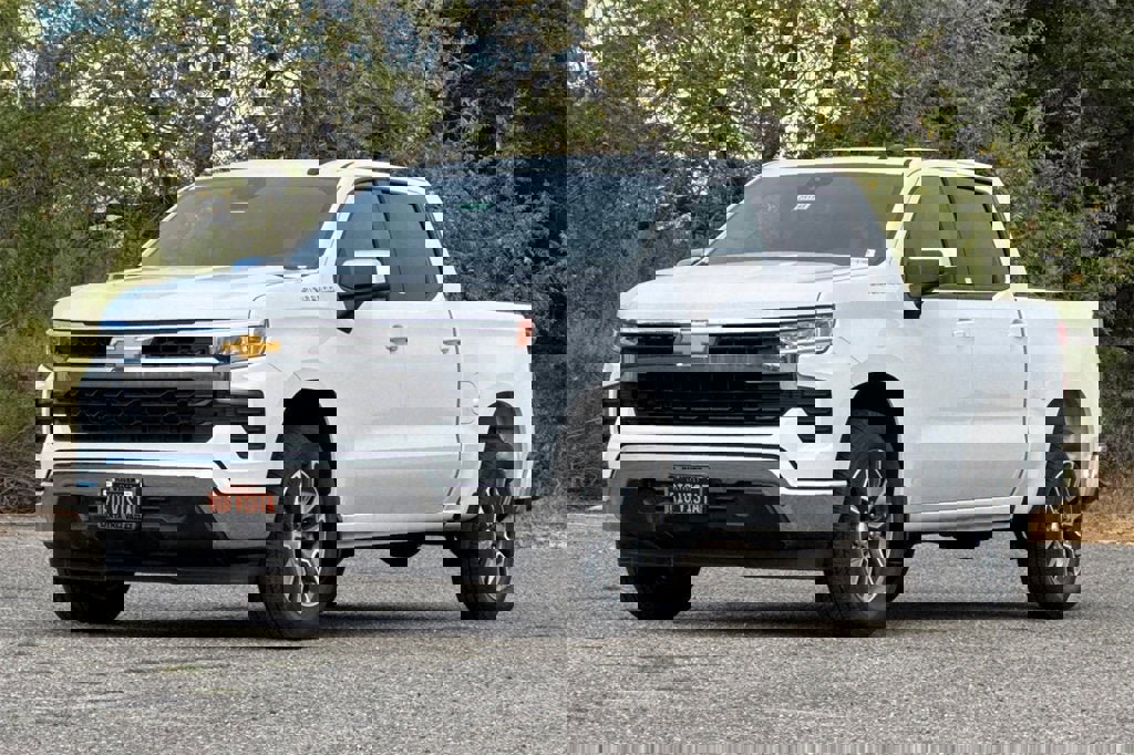 New 2025 Chevrolet Silverado 1500 LT image 8