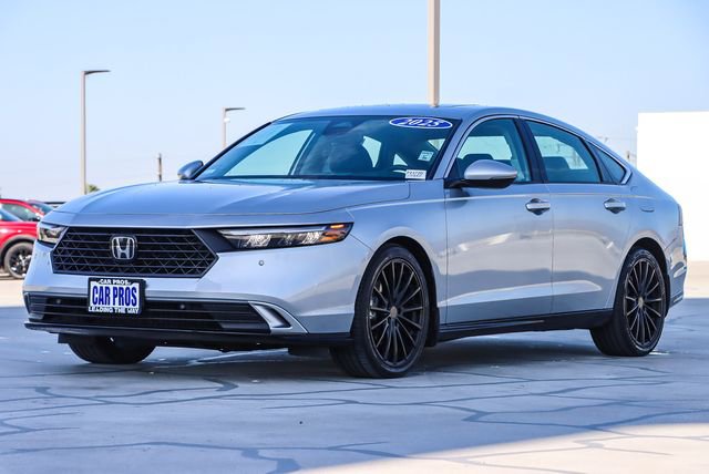 Used 2025 Honda Accord Touring image 5