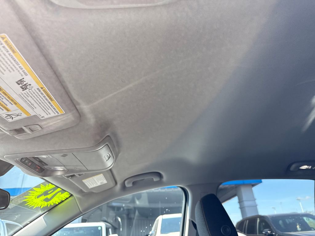 Used 2024 Chevrolet Equinox LT FWD image 23
