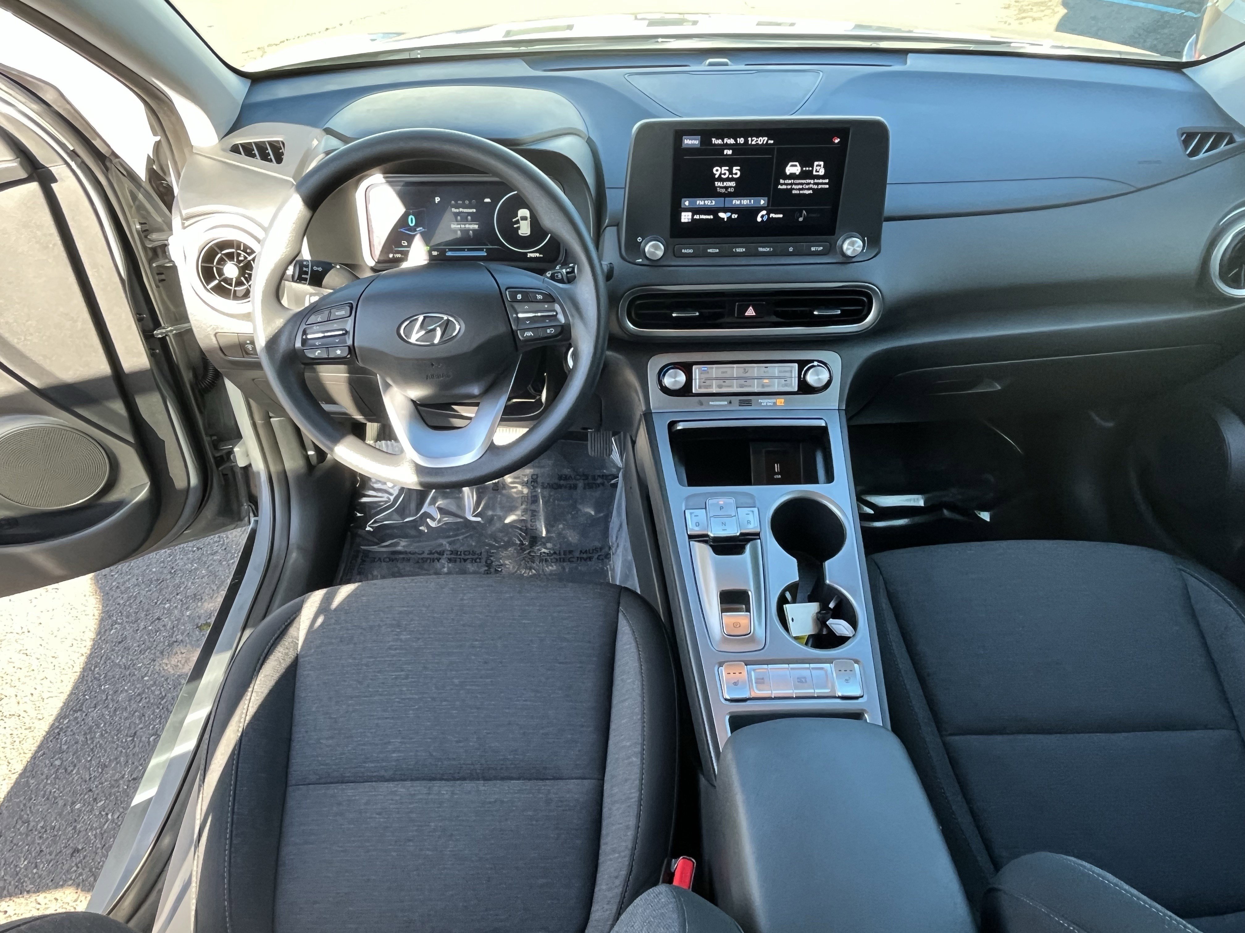 Certified 2023 Hyundai Kona SE w/ Cargo Package image 11