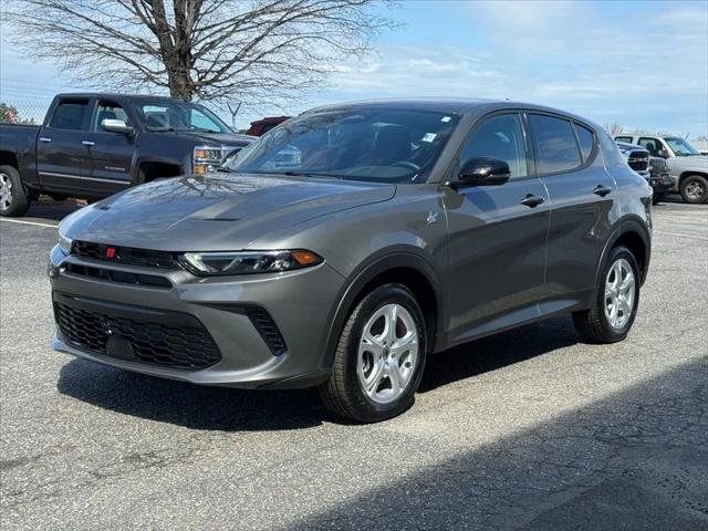 Certified 2025 Dodge Hornet GT w/ Cold Weather Group AWD/4WD image 7