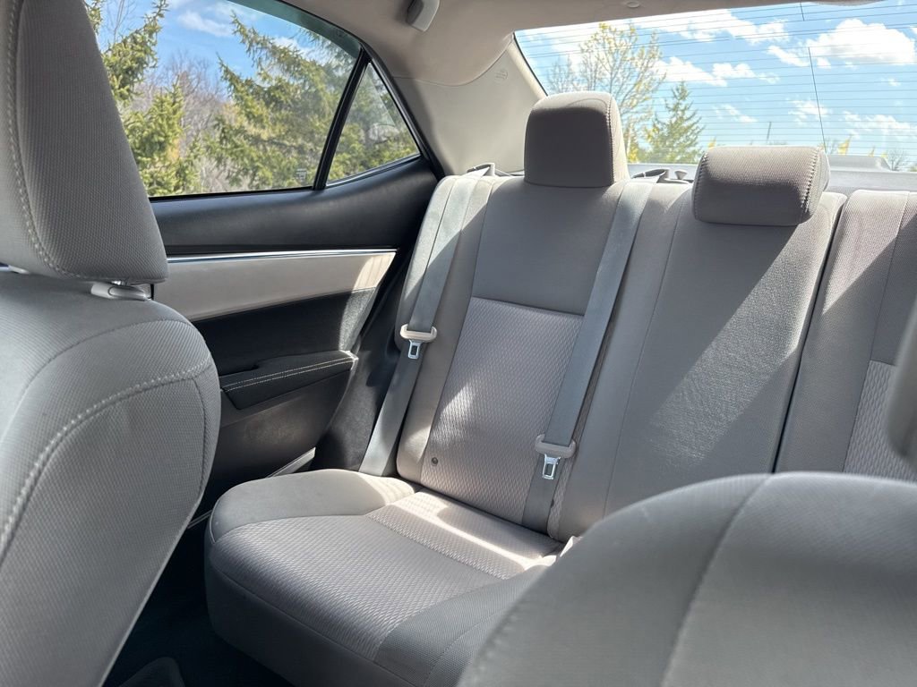 Used 2014 Toyota Corolla LE FWD image 25
