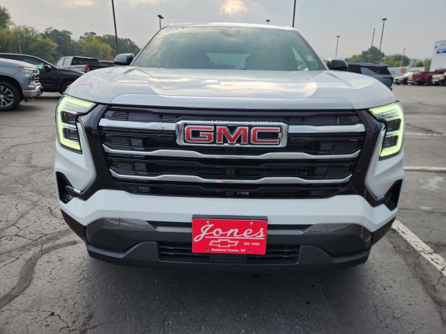 Used 2025 GMC Terrain Elevation image 8