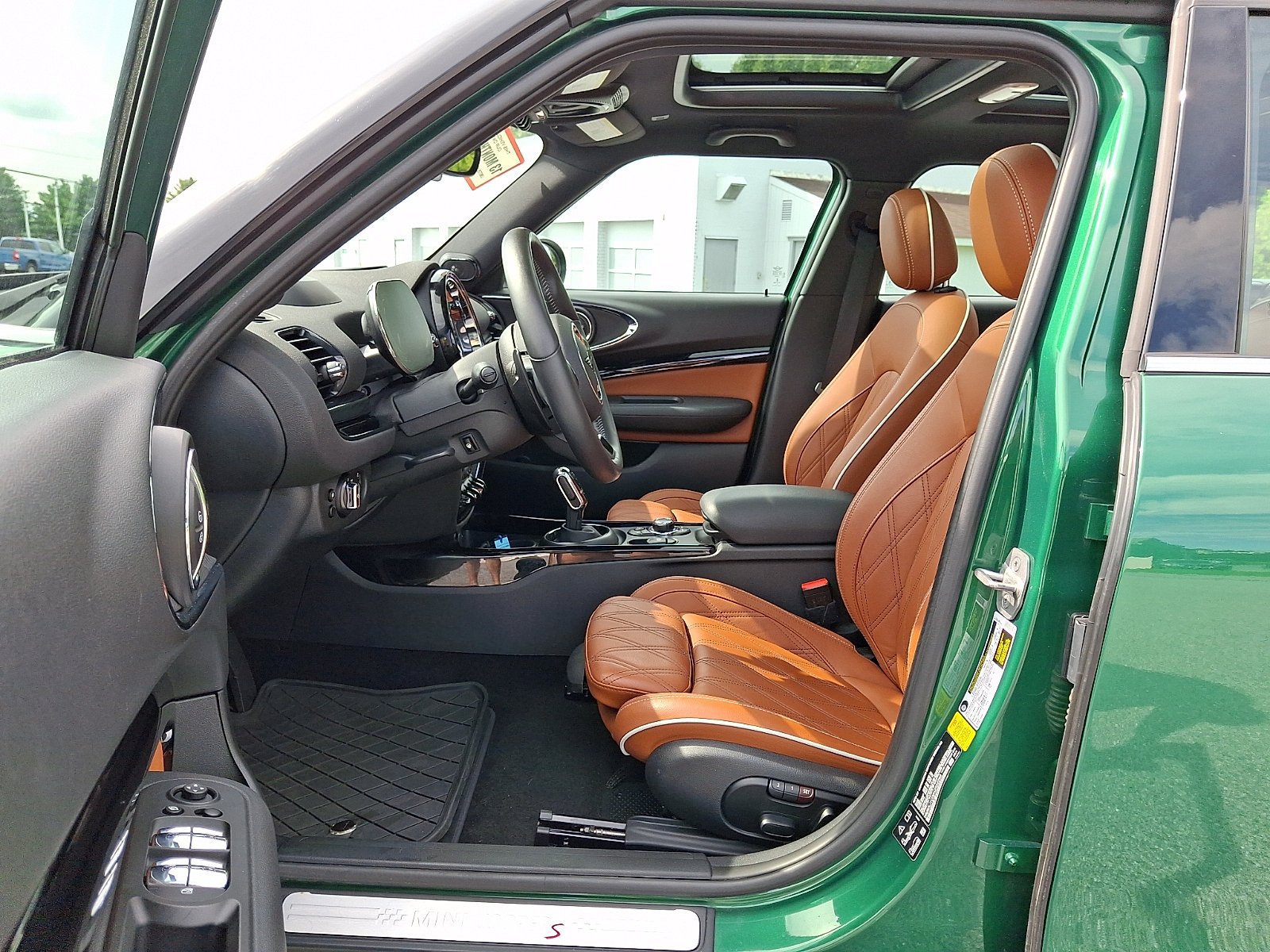 Used 2022 MINI Cooper Clubman S AWD/4WD image 15