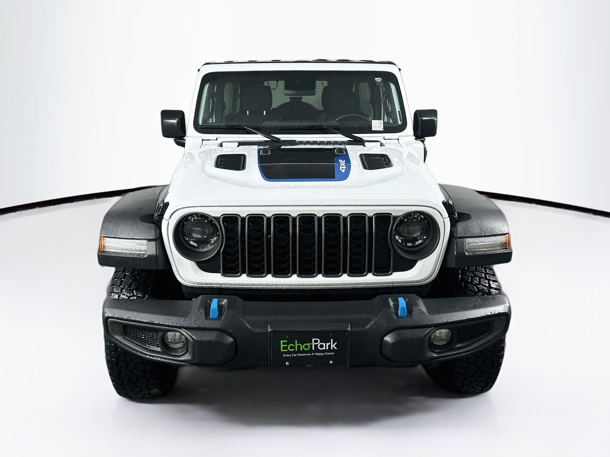 Used 2024 Jeep Wrangler Unlimited Rubicon 4xe AWD/4WD image 2