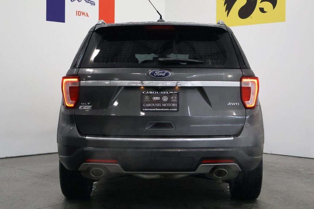 Used 2018 Ford Explorer XLT w/ Equipment Group 202A image 11