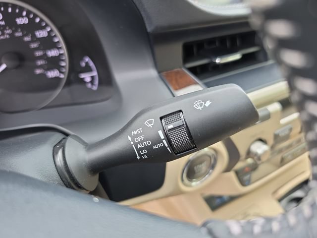 Used 2013 Lexus ES 350 w/ Luxury Pkg FWD image 23