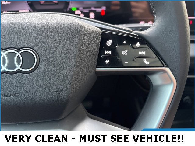 Used 2025 Audi Q6 e-tron Premium Plus image 8