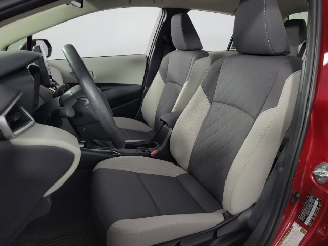 Used 2025 Toyota Corolla LE w/ LE Premium Package FWD image 14