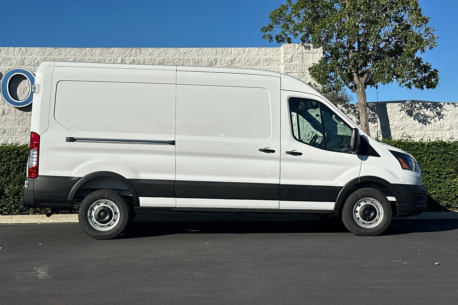 New 2026 Ford Transit 250 148 Medium Roof image 3