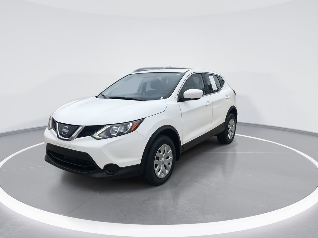 Used 2019 Nissan Rogue Sport S image 4