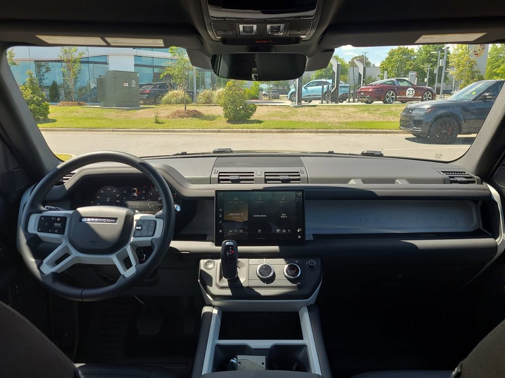 Used 2025 Land Rover Defender 110 S AWD/4WD image 17