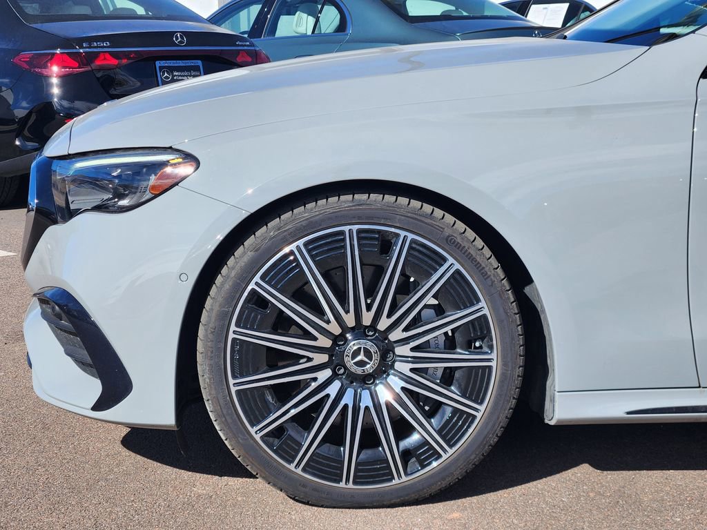 Used 2025 Mercedes-Benz E 450 4MATIC Sedan image 10