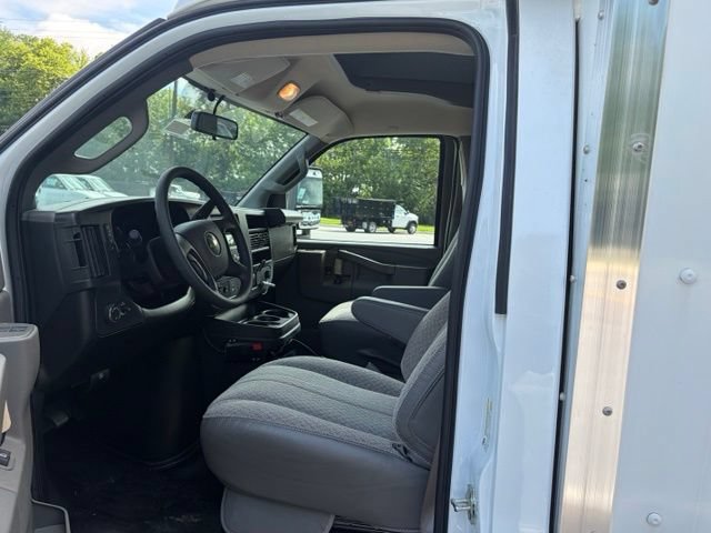 New 2026 Chevrolet Express 3500 w/ Power Convenience Package RWD image 27