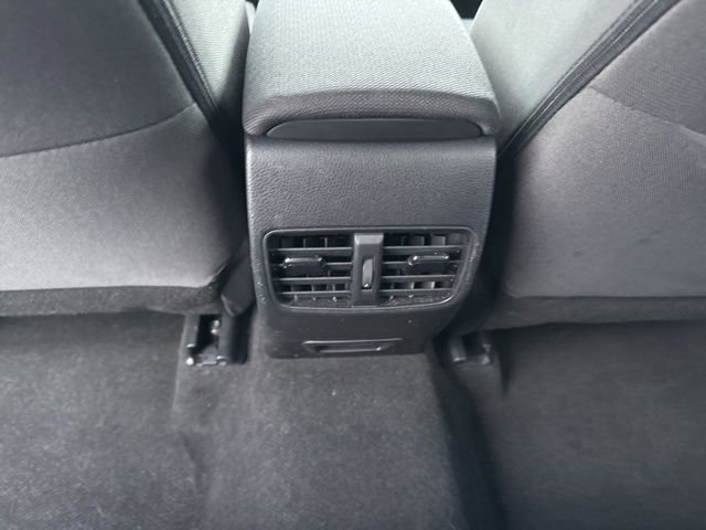 Used 2024 Toyota Corolla Cross LE image 19