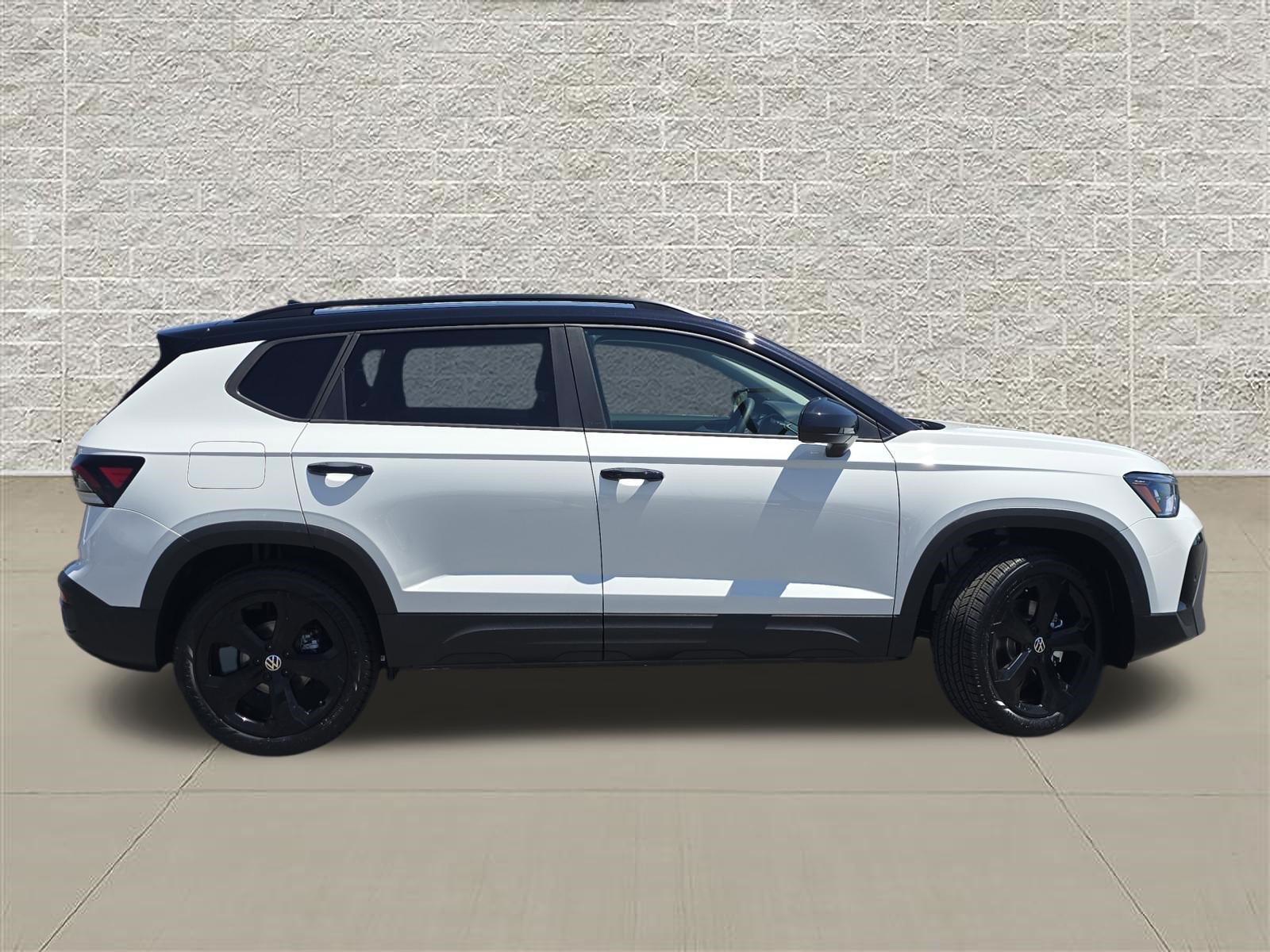 New 2026 Volkswagen Taos SE AWD/4WD image 8