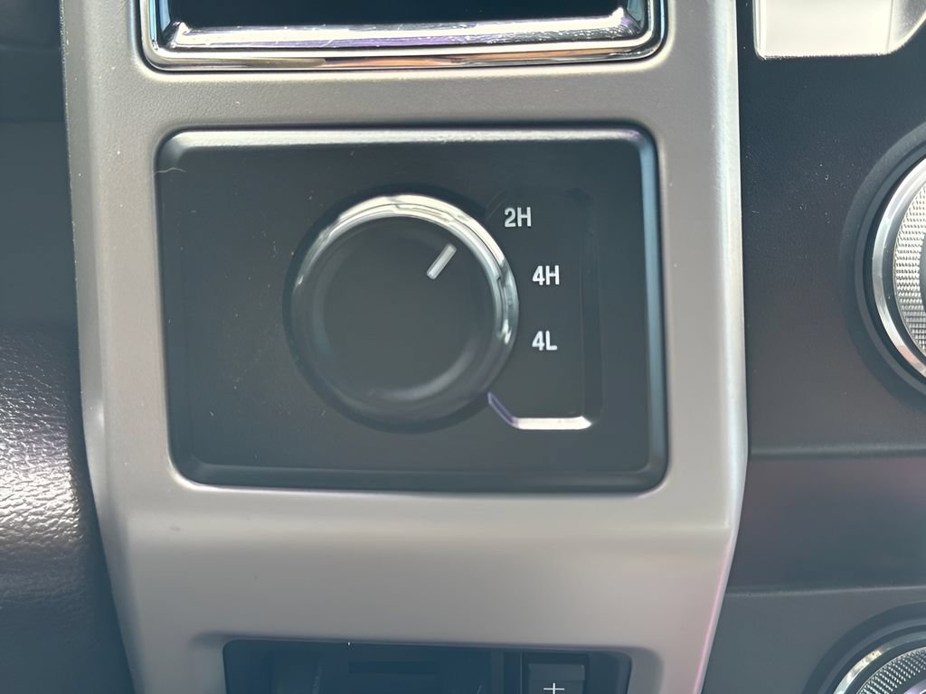Used 2019 Ford F350 King Ranch w/ King Ranch Ultimate Package AWD/4WD image 17