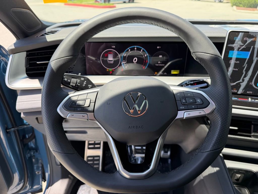 New 2026 Volkswagen Tiguan SE R-Line AWD/4WD image 21