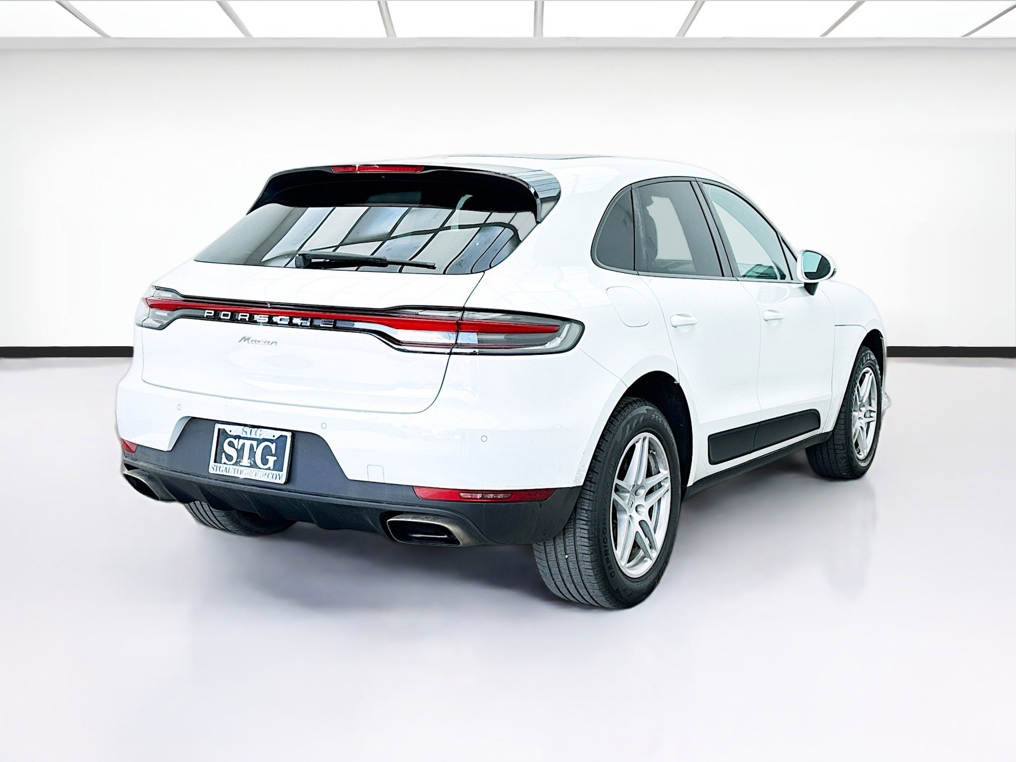 Used 2019 Porsche Macan image 4