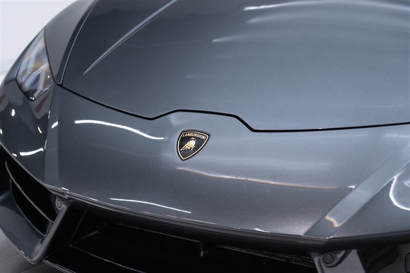 Used 2016 Lamborghini Huracan LP 580-2 RWD image 22