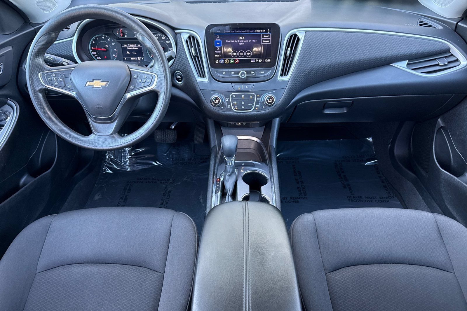 Used 2023 Chevrolet Malibu LT FWD image 17
