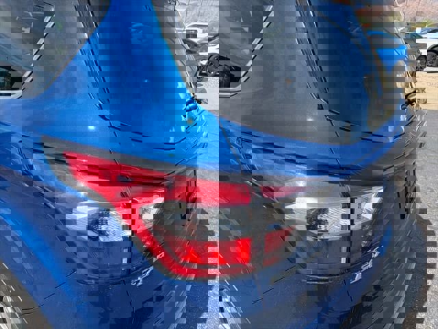 Used 2017 Ford Escape Titanium image 28