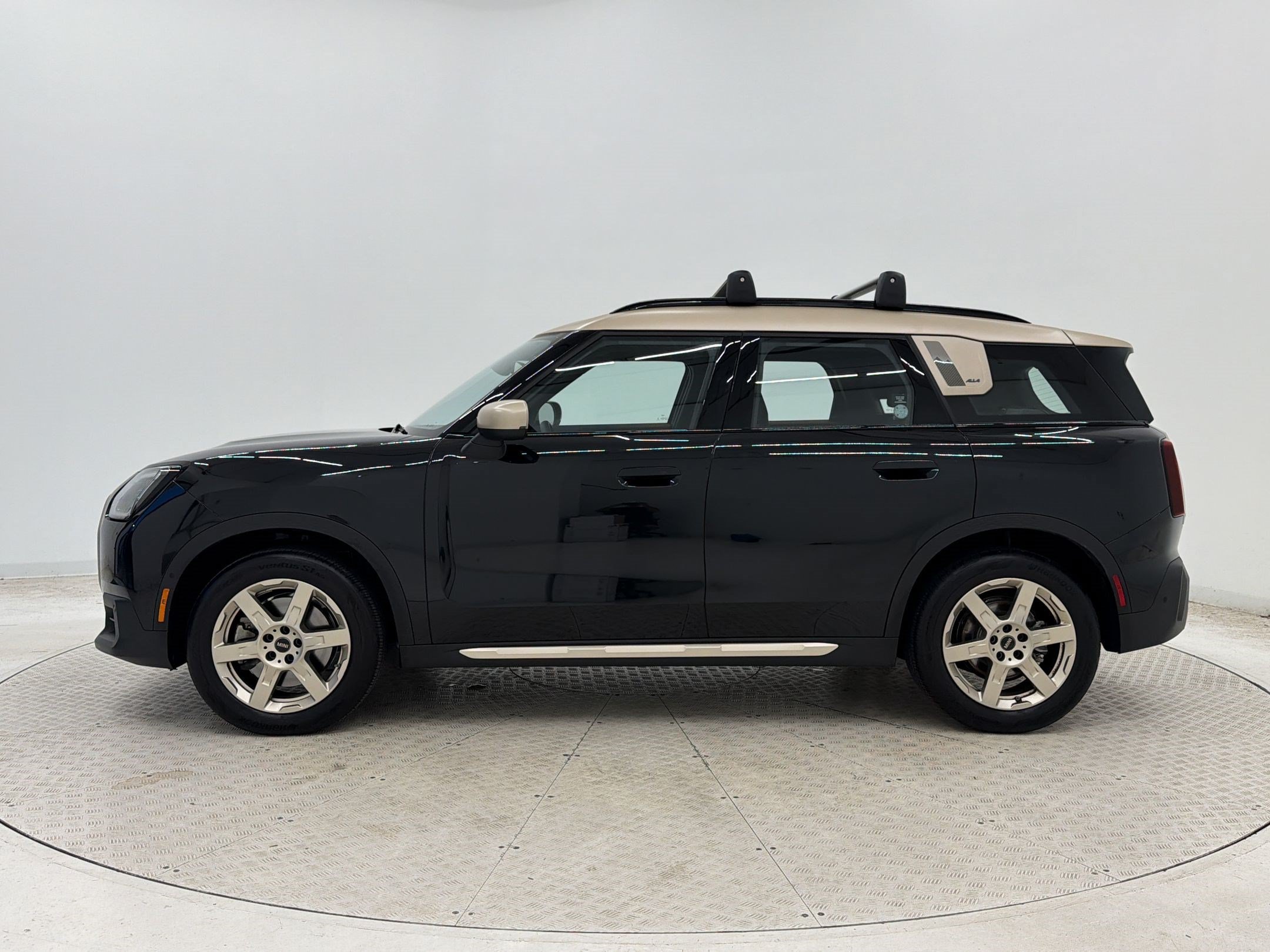 Used 2026 MINI Cooper Countryman S AWD/4WD image 2