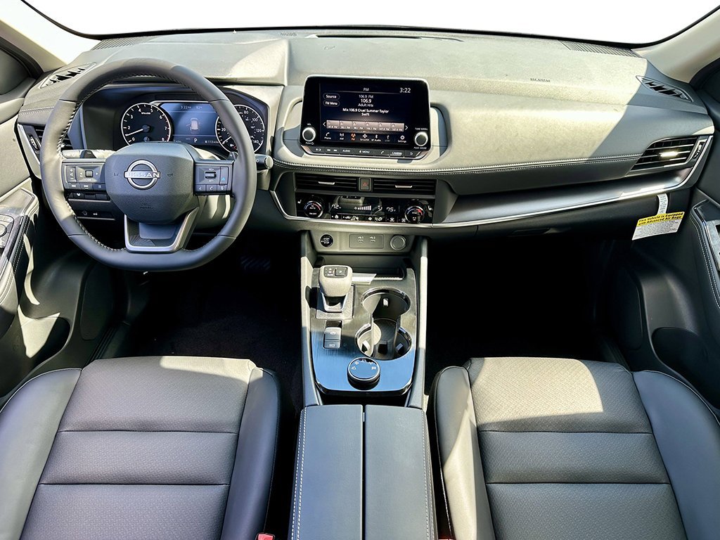 Certified 2026 Nissan Rogue SV w/ SV Premium Package AWD/4WD image 12