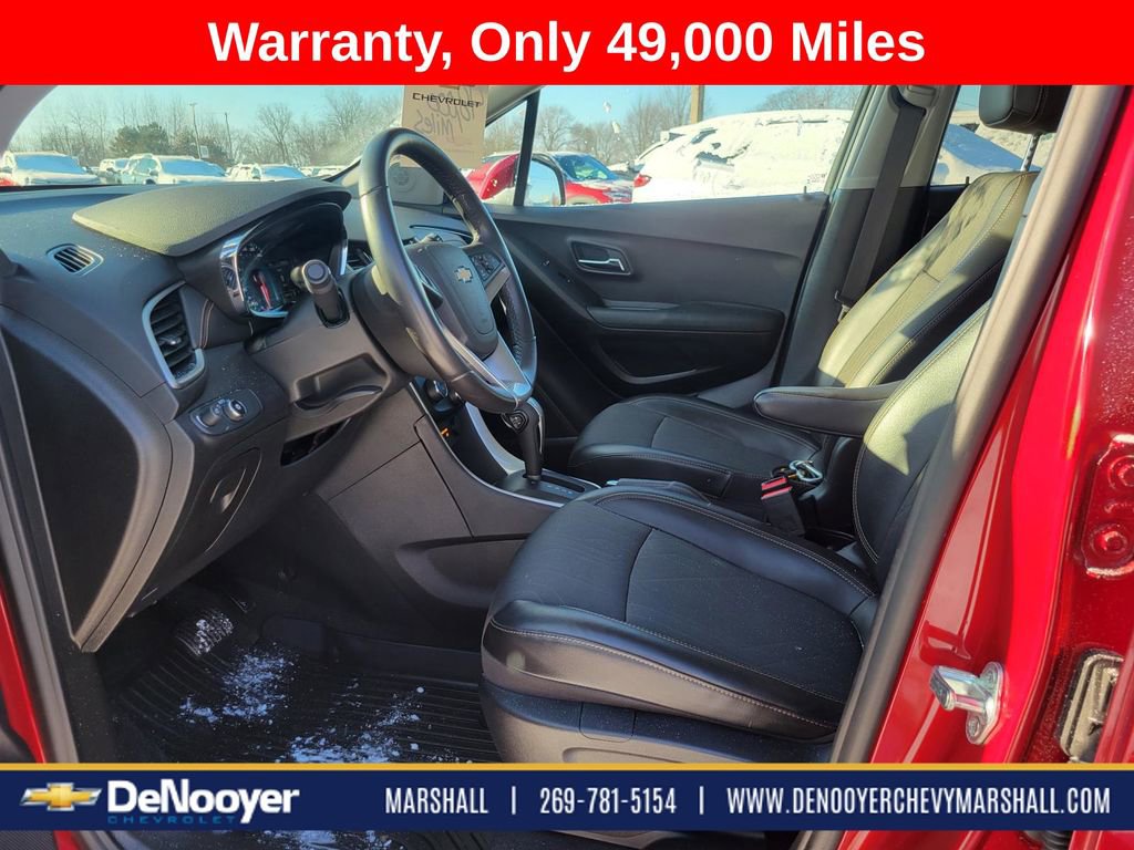 Used 2019 Chevrolet Trax LT w/ LT Convenience Package image 8