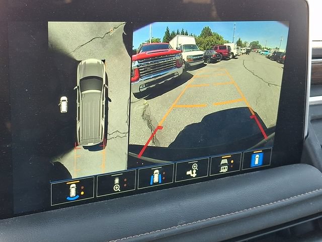 Used 2024 Chevrolet Tahoe High Country w/ Premium Package 2 AWD/4WD image 17