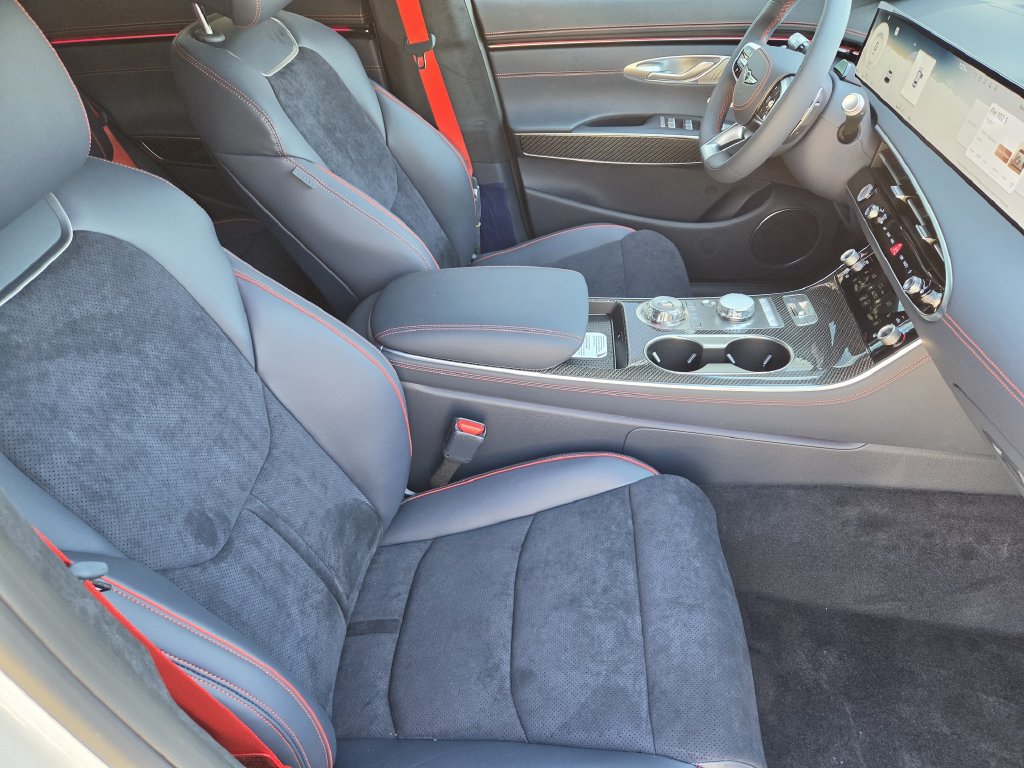 New 2027 Genesis GV70 3.5T Prestige AWD/4WD image 15