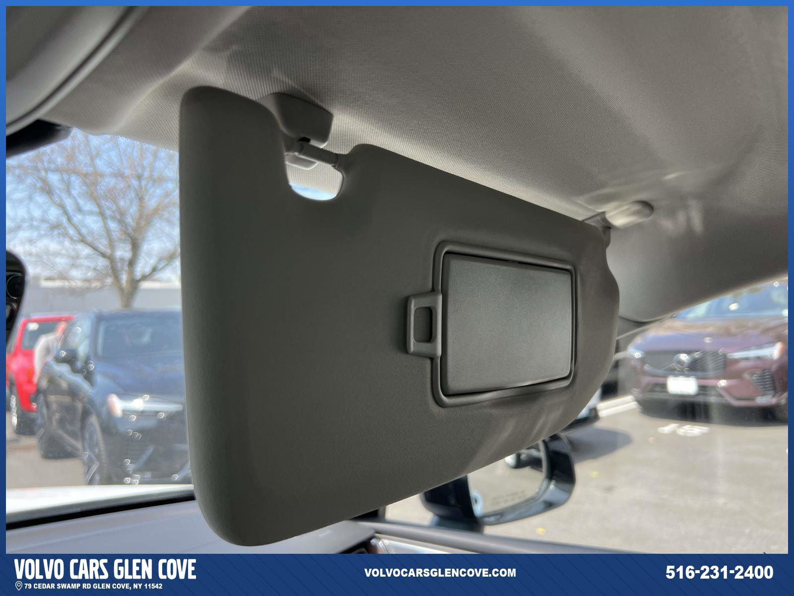 Used 2024 Volvo XC60 B5 Ultimate w/ Protection Package Premier image 32