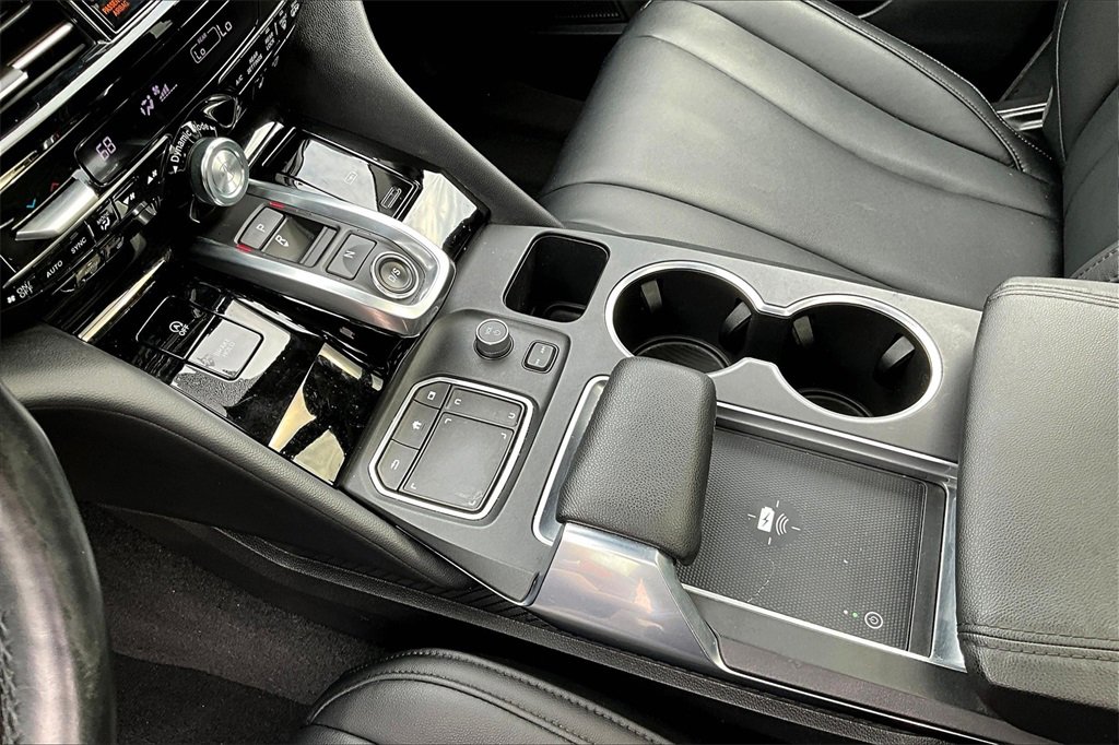 Used 2022 Acura MDX SH-AWD image 18