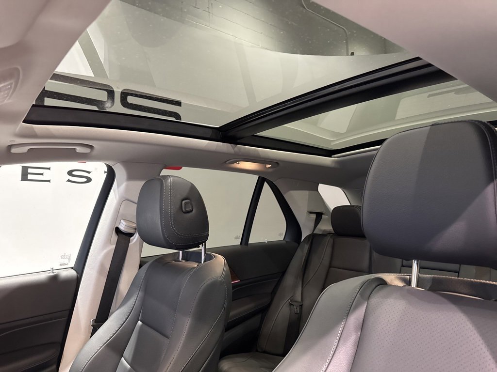 Used 2025 Mercedes-Benz GLE 350 GLE 350 w/ AMG Line Exterior image 12