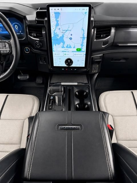 Used 2024 Ford F150 Lightning Platinum AWD/4WD image 29