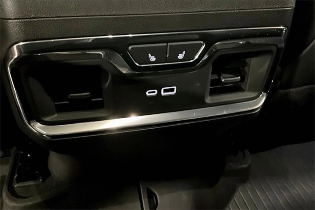 Certified 2024 Chevrolet Silverado 1500 High Country w/ Technology Package image 28