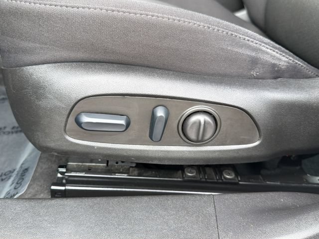 Used 2024 Chevrolet Malibu LT FWD image 21