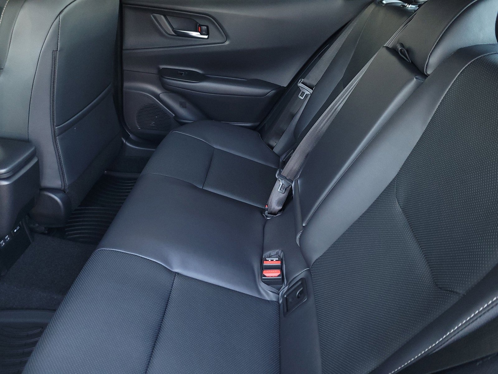 New 2026 Toyota Prius Plug-In Hybrid image 8