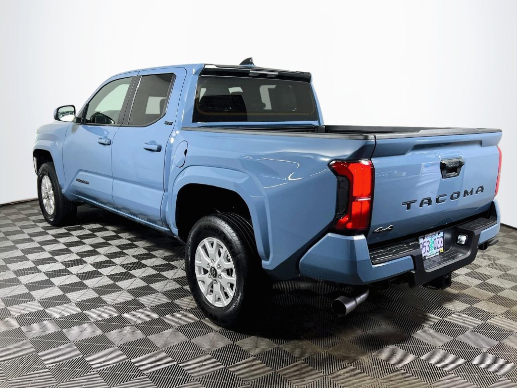 Certified 2026 Toyota Tacoma SR5 AWD/4WD image 5